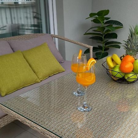 Lux Apartman Antonija Makarska Exterior photo